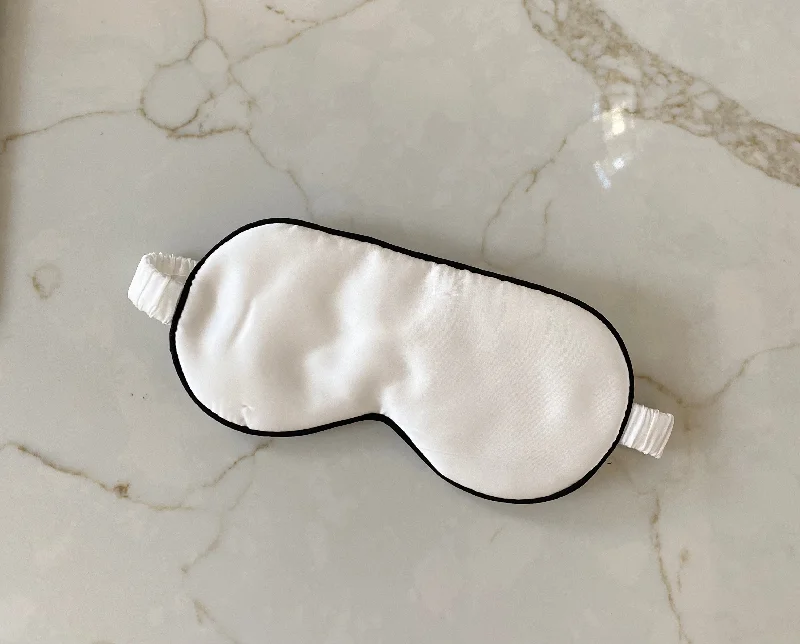 Silk Eye Mask in White