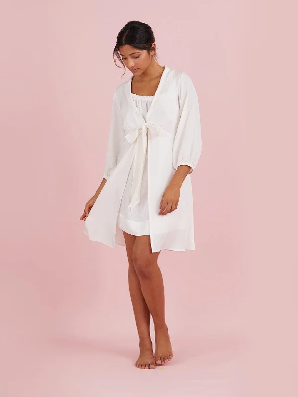 The Emmie Short Night Robe - White