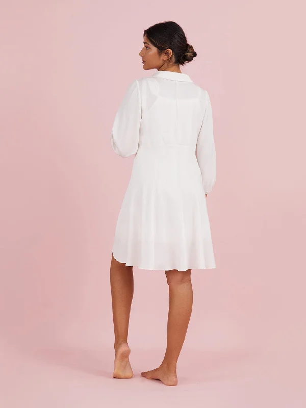 The Emmie Short Night Robe - White