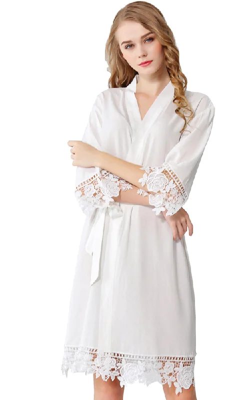 White cotton robe with rose lace