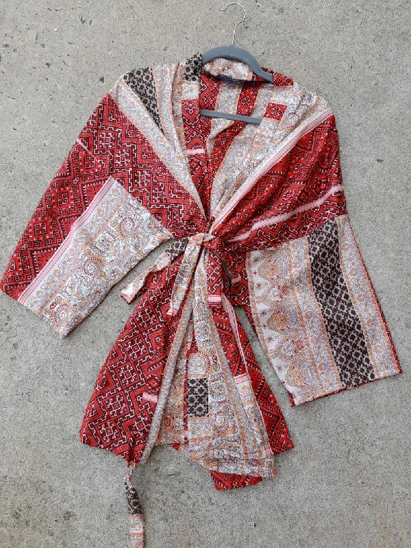 Kimono Robe, Apple