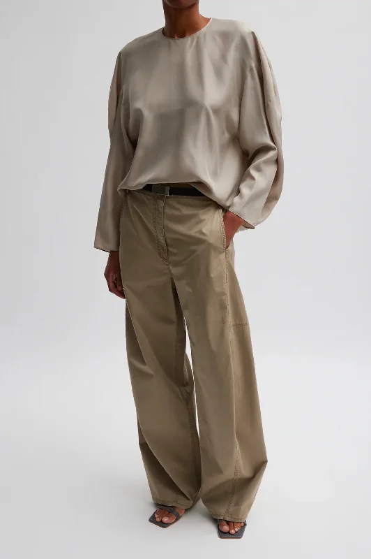 Garment Dyed Silky Cotton Sid Chino Pant in Acorn - Short